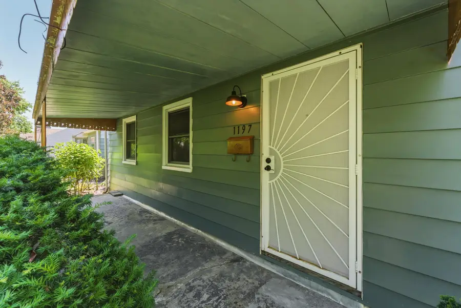 1197 Manchester Avenue, Columbus, OH 43211 - #3