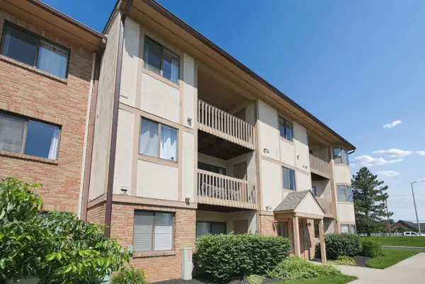 2196 Hedgerow Road, Columbus, OH 43220