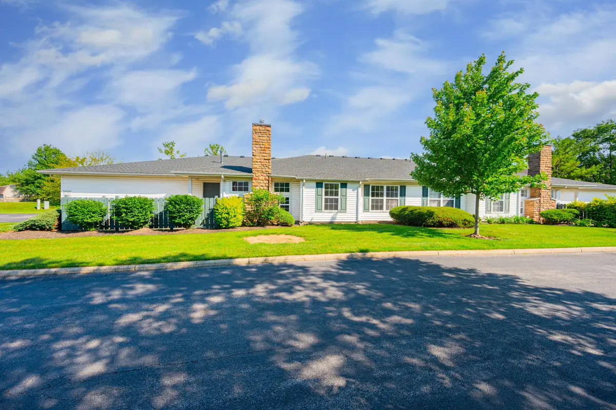 2420 Crystal Springs Drive, Hilliard, OH 43026 - #1