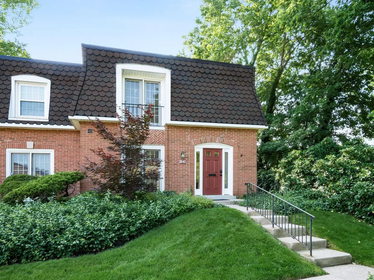 2840 Chateau Circle S, Columbus, OH 43221 - #1