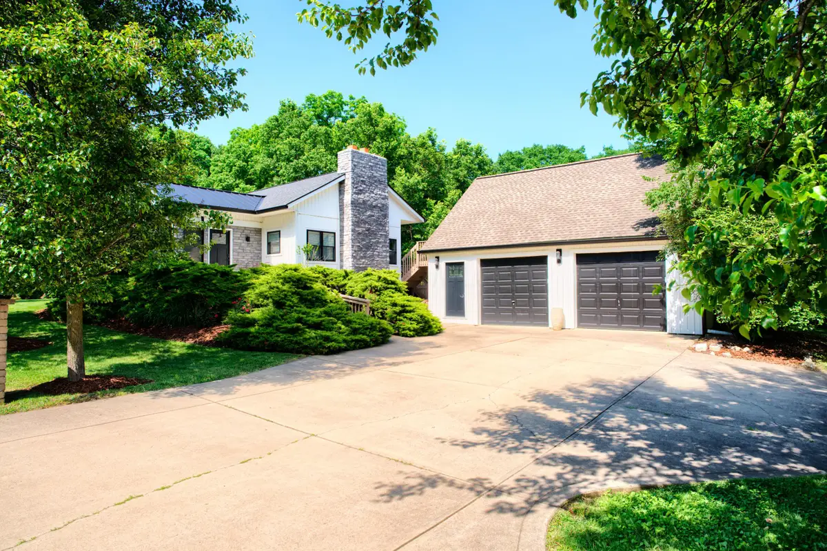 9220 Shawnee Trail, Powell, OH 43065 - #1