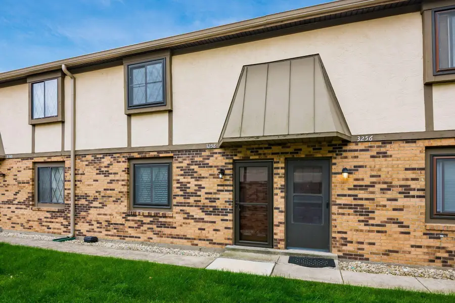 3258 Summerdale Lane, Columbus, OH 43221 - #3