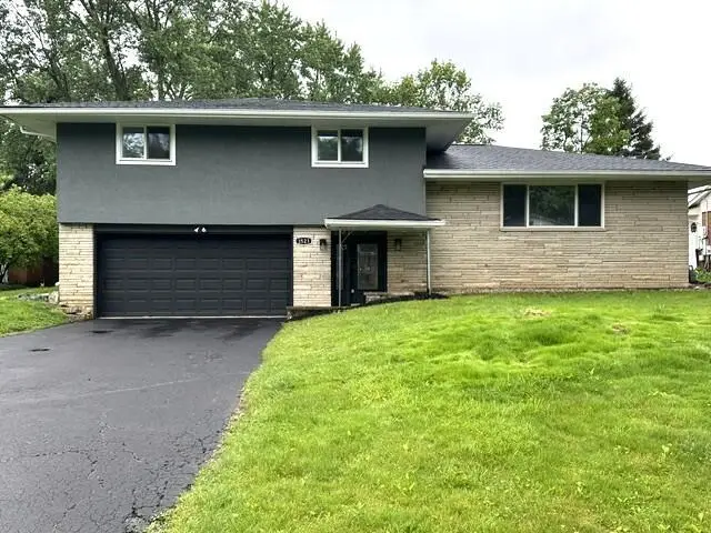 3521 Darbyshire Drive, Hilliard, OH 43026 - #2