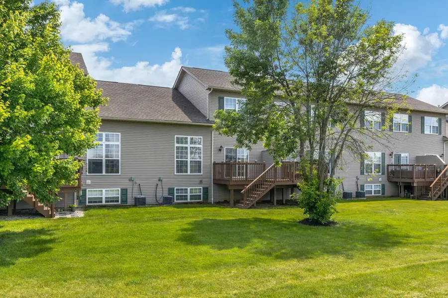 825 Mystic Pointe Drive, Lewis Center, OH 43035 - #2