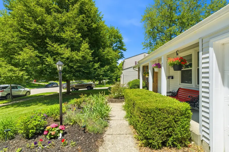 6830 Bowerman Street W, Worthington, OH 43085 - #3