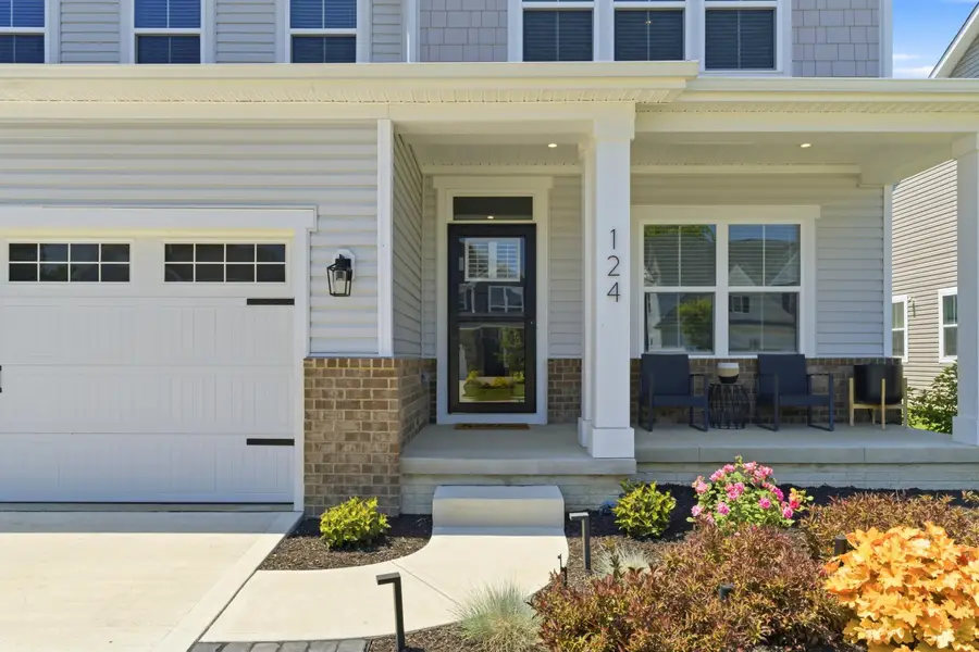 124 Steeplechase Court, Delaware, OH 43015 - #2