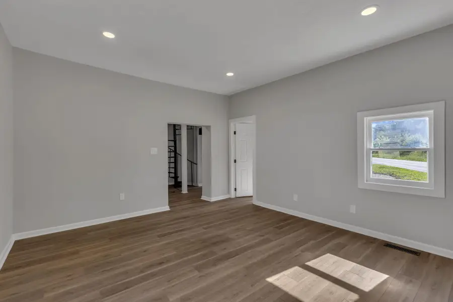 242 London Road, West Jefferson, OH 43162 - #3