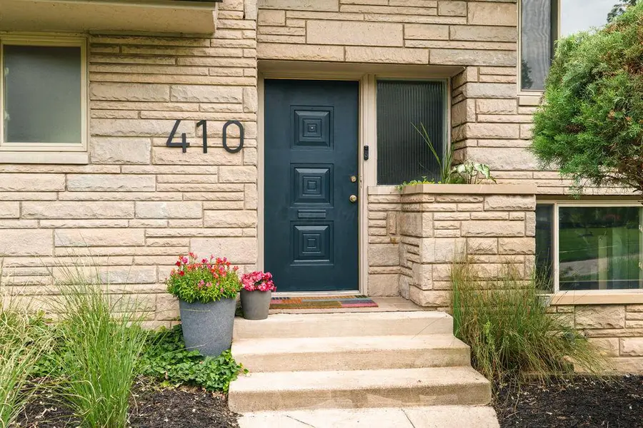 410 Northview Drive, Columbus, OH 43209 - #2