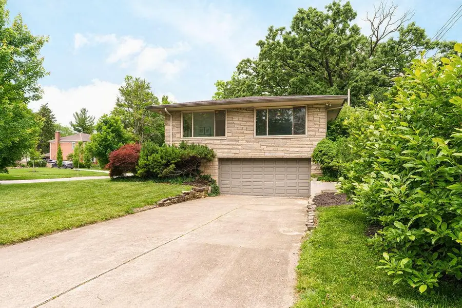410 Northview Drive, Columbus, OH 43209 - #3