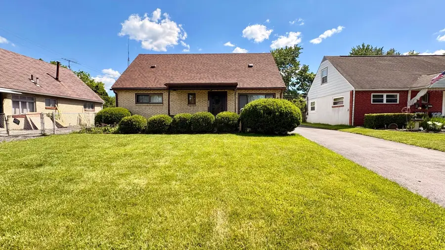 3321 Eakin Road, Columbus, OH 43204 - #2
