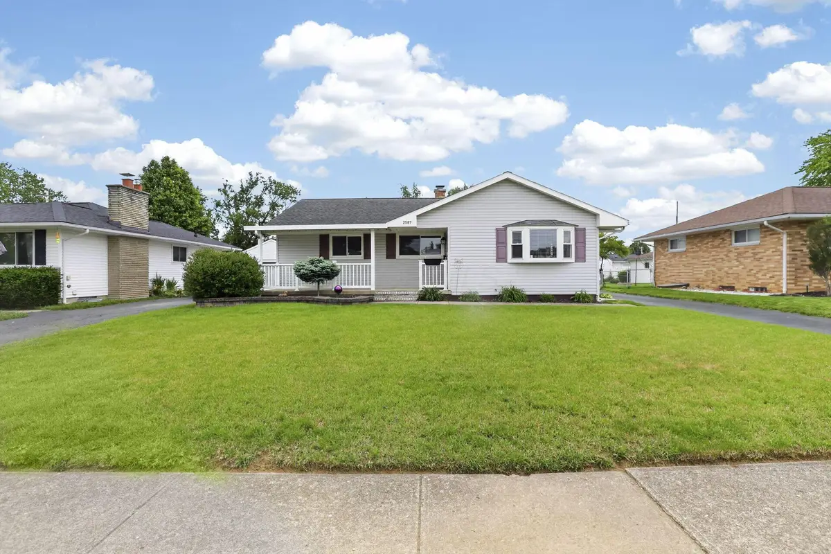 2587 Dartmoor Road, Grove City, OH 43123 - #1