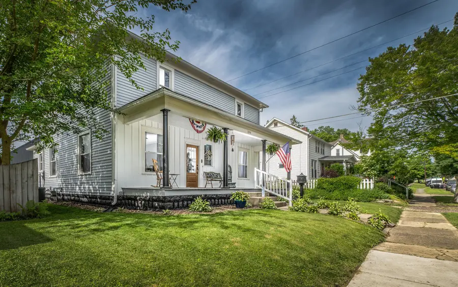 204 E Sugar Street, Mount Vernon, OH 43050 - #2