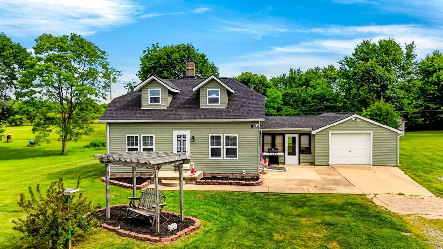 6718 Hitler Road 2, Circleville, OH 43113 - #2