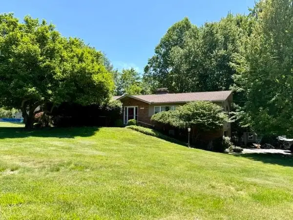 1280 Howell Drive, Newark, OH 43055