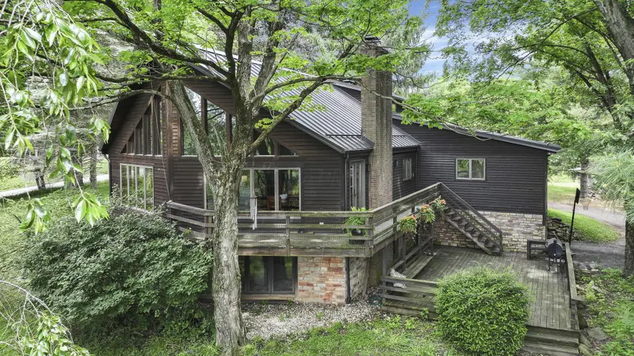 3940 Hankinson Road, Granville, OH 43023 - #2