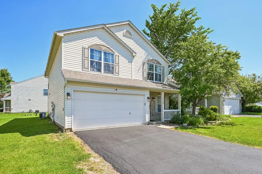 7428 Maple Spice Avenue, Canal Winchester, OH 43110 - #2