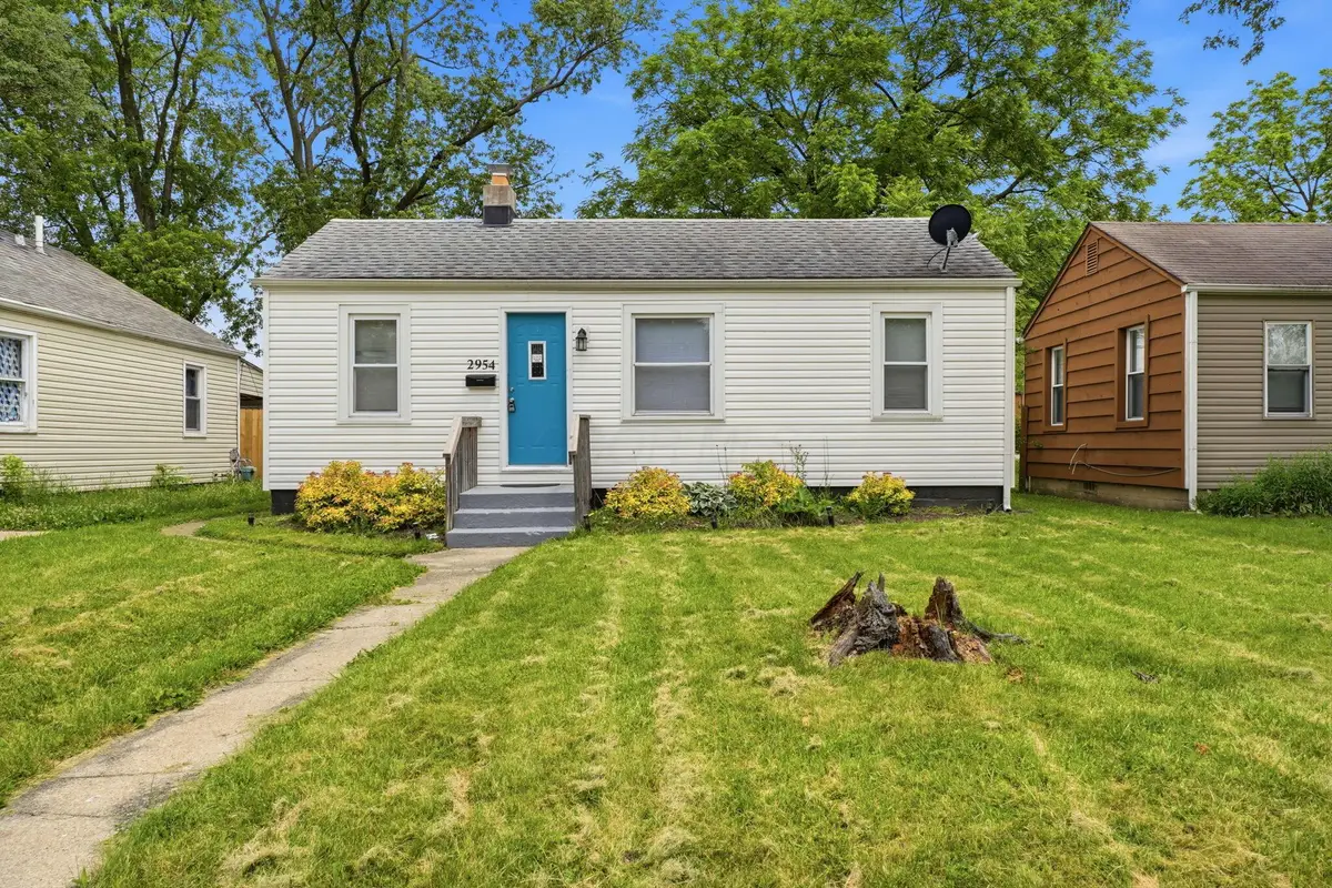 2954 Grasmere Avenue, Columbus, OH 43224 - #1