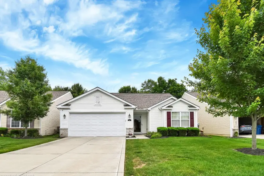 116 Broadstone Circle E, Blacklick, OH 43004 - #2