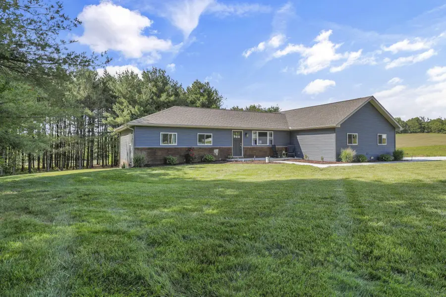 5312 Cincinnati Zanesville Road Ne, Lancaster, OH 43130 - #3