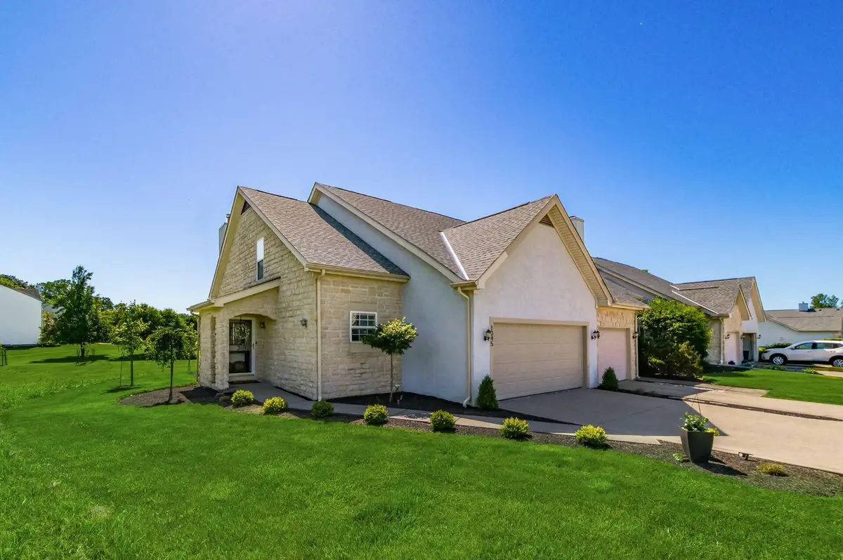 1045 Village Drive, Delaware, OH 43015 - #1