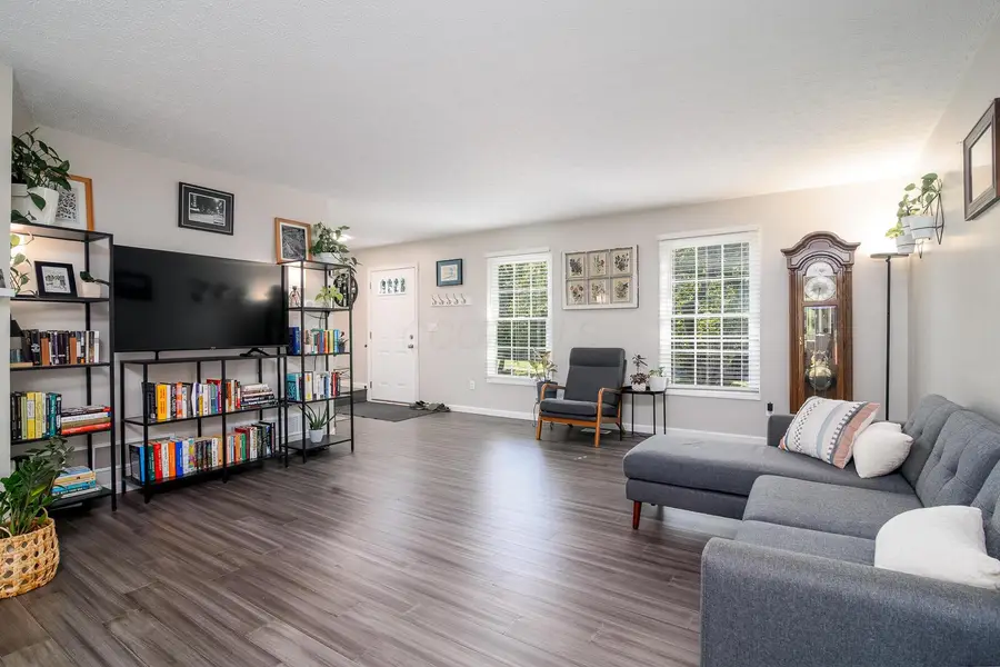1971 Beauregard Boulevard, Grove City, OH 43123 - #3