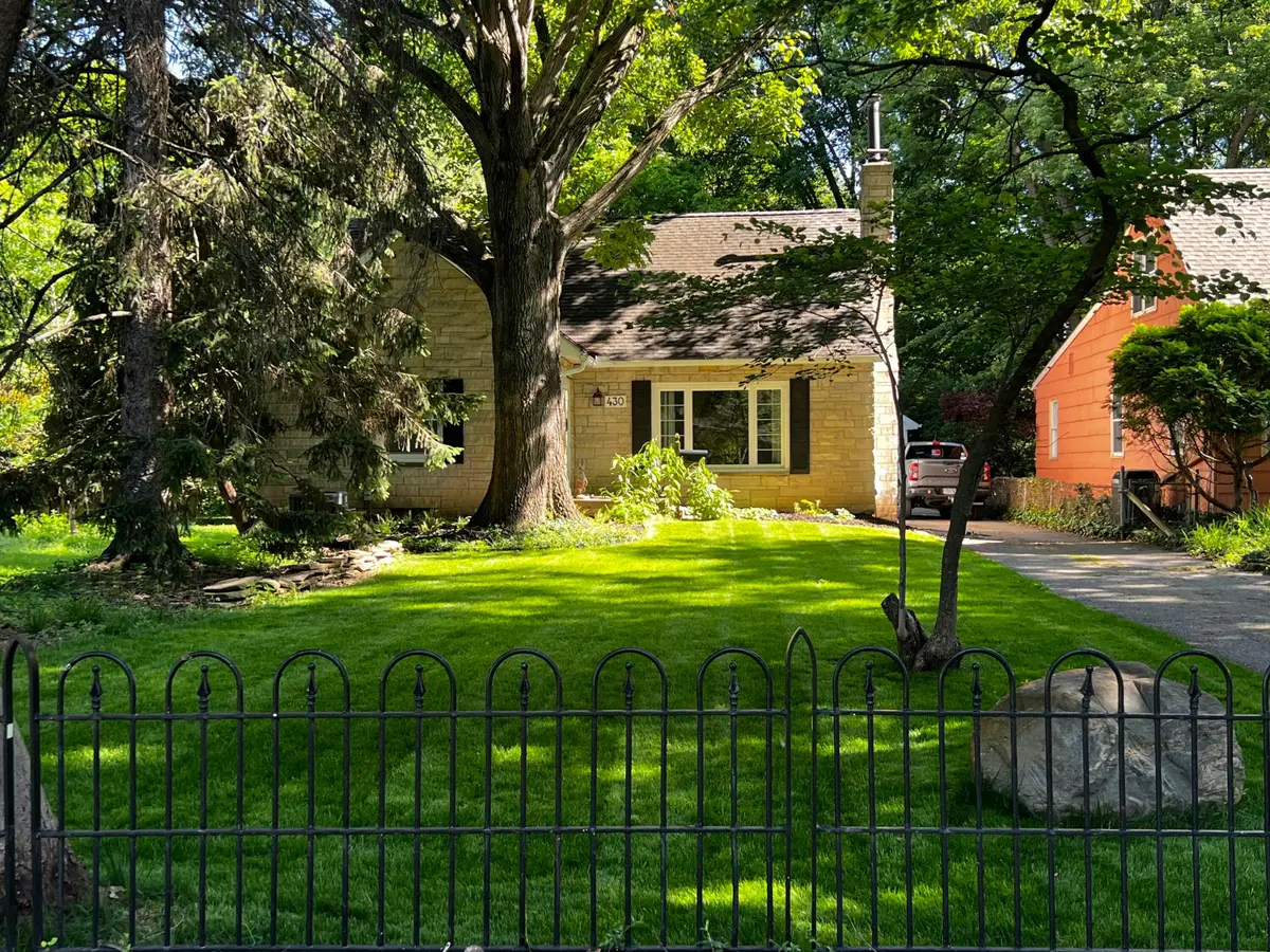 430 Canyon Drive N, Columbus, OH 43214 - #1