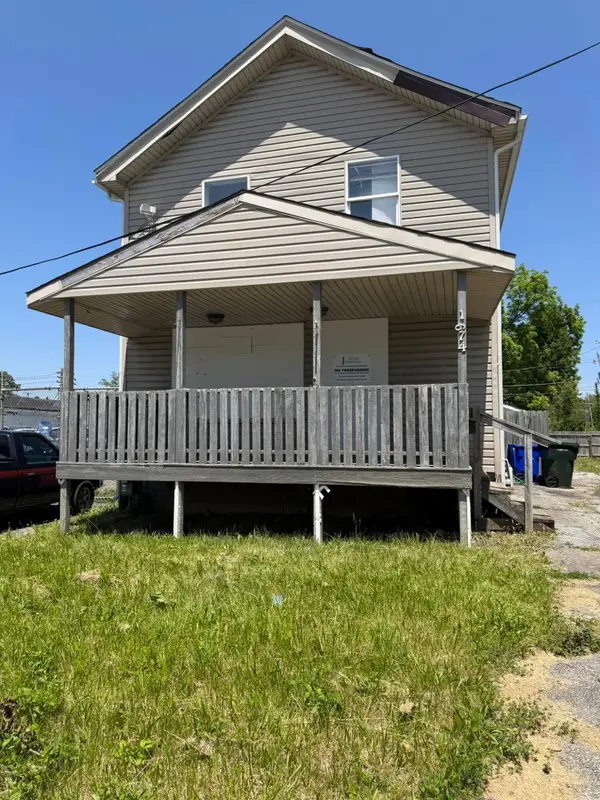 1674 E Hudson Street, Columbus, OH 43211