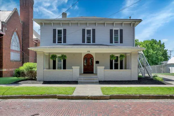 108 E Vine Street, Mount Vernon, OH 43050