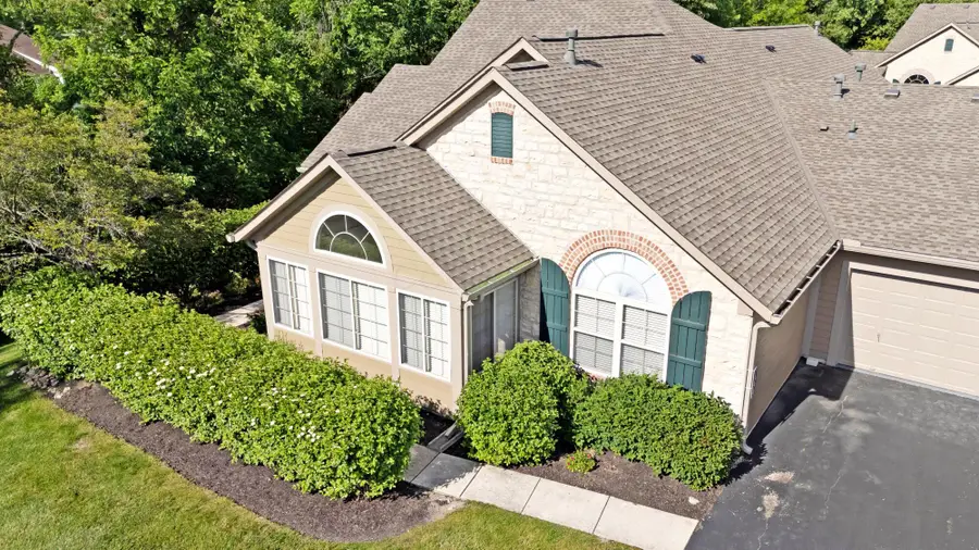 7390 Falls View Circle, Delaware, OH 43015 - #3
