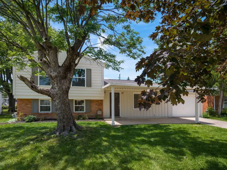 447 Celina Road, Columbus, OH 43228 - #2
