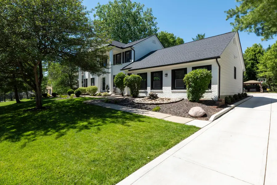 234 W Campus View Boulevard, Columbus, OH 43235 - #3