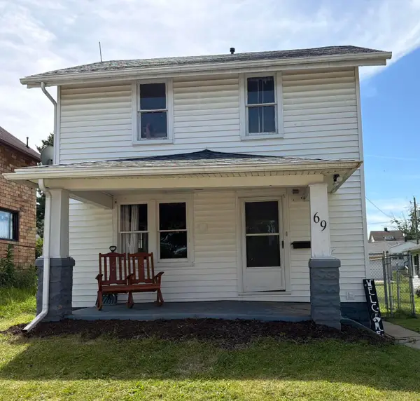 69 Bowers Avenue, Newark, OH 43055