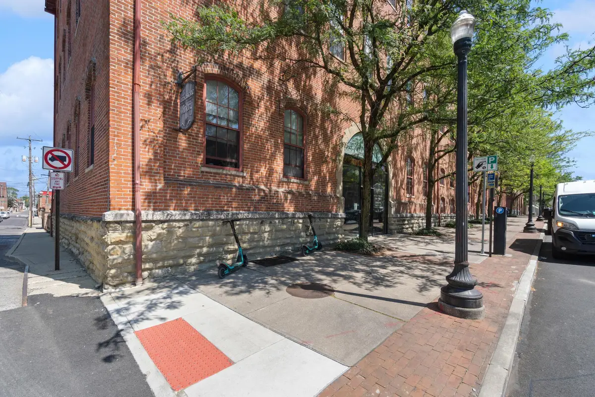 544 S Front, Columbus, OH 43215 - #1