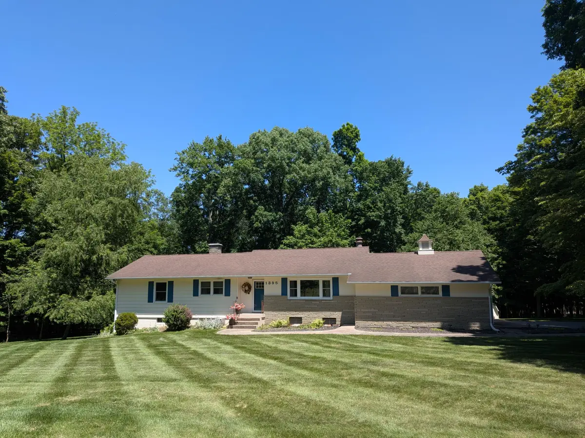 1395 New Gambier Road, Mount Vernon, OH 43050 - #1