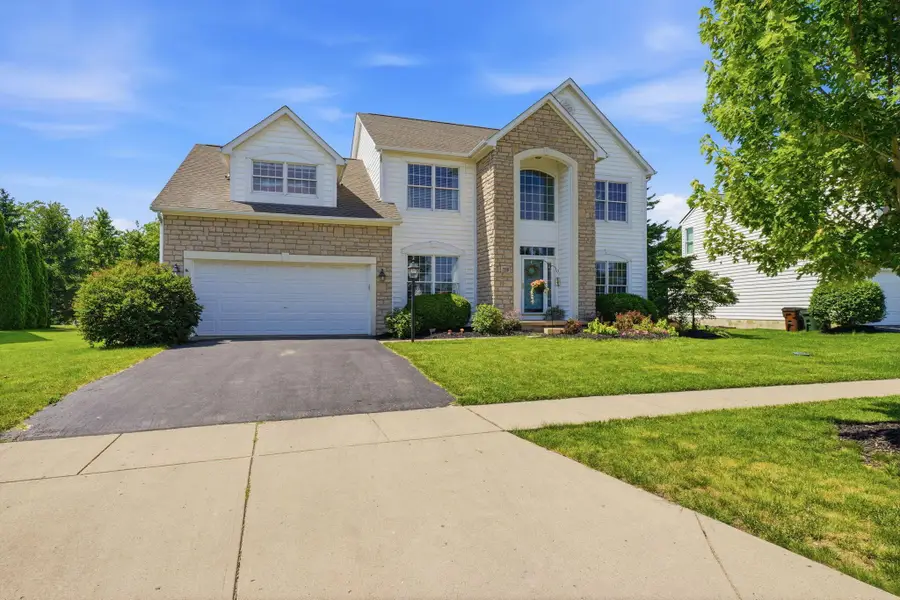 7558 Fairfield Lakes Drive, Powell, OH 43065 - #2