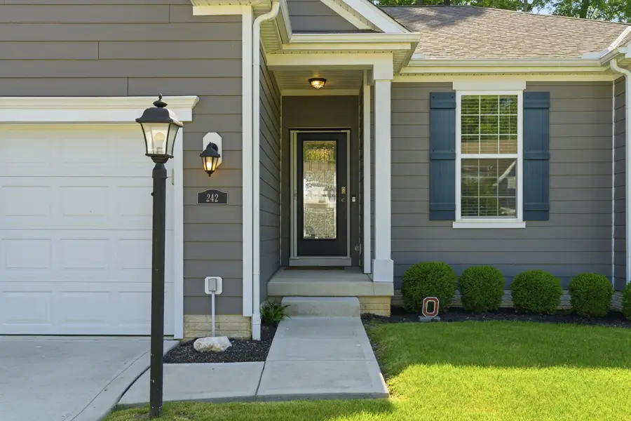 242 Jay Court, Delaware, OH 43015 - #2