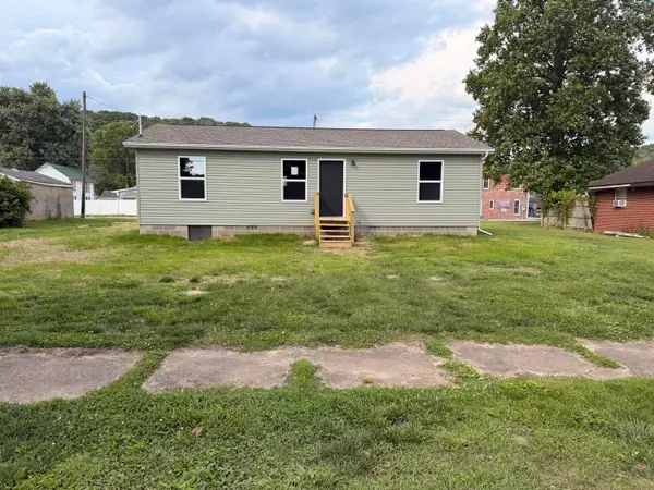 566 Jackson Street, Nelsonville, OH 45764