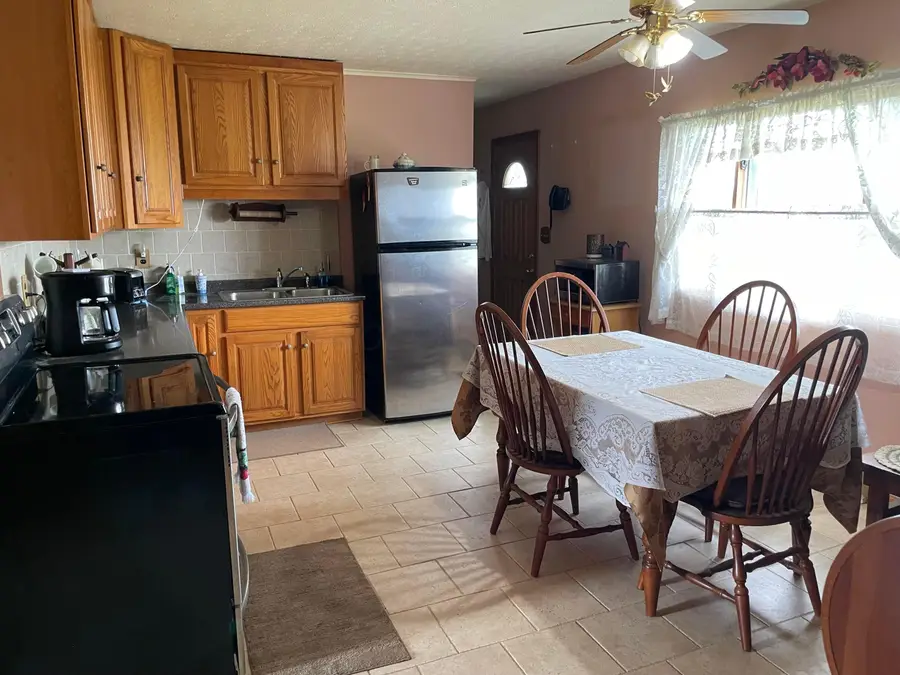 9639 Cook Yankeetown Road Ne, Mount Sterling, OH 43143 - #2