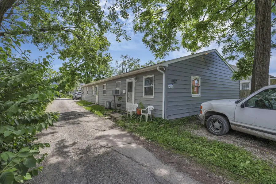 1827 E Lakeview, Columbus, OH 43224 - #2