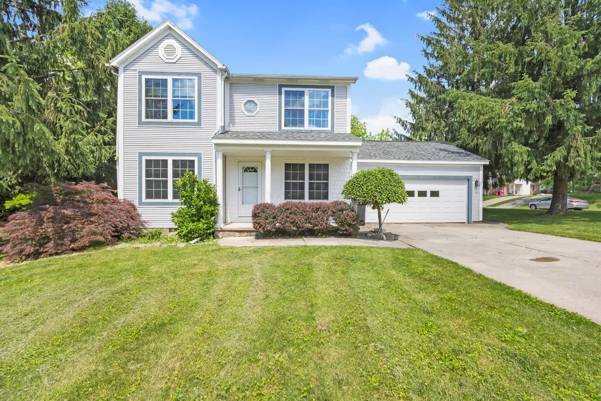 400 Woodview Drive, Bellefontaine, OH 43311 - #1