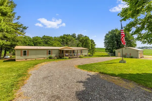 5080 Canal Road Ne, Pleasantville, OH 43148