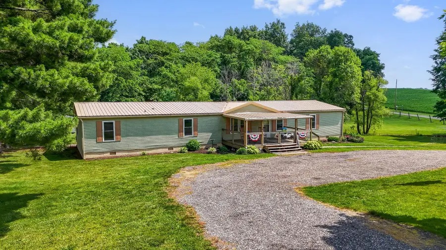 5080 Canal Road Ne, Pleasantville, OH 43148 - #3
