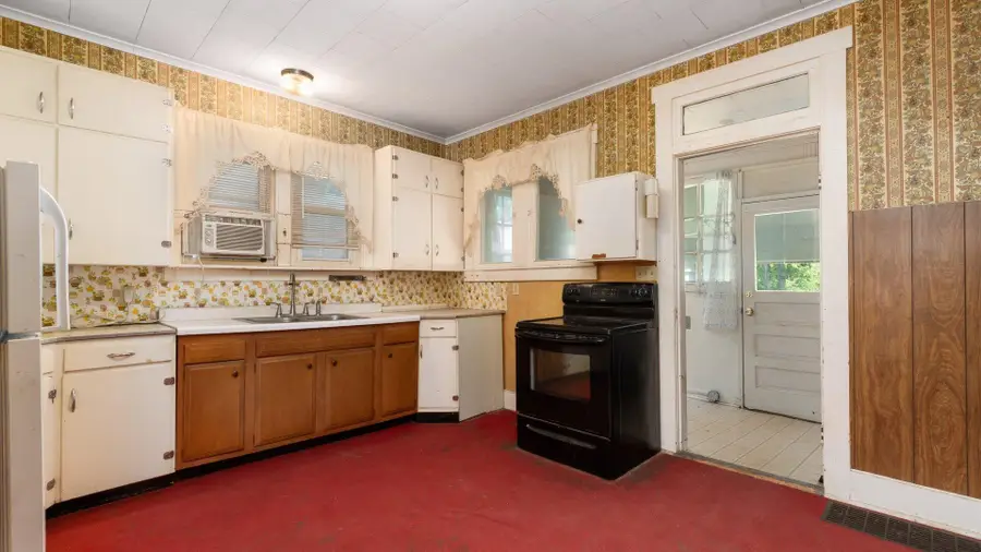 451 West Street, Logan, OH 43138 - #2