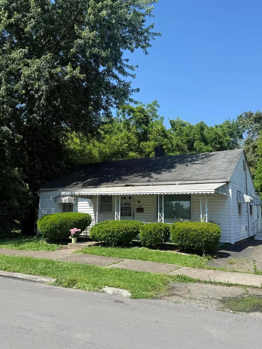 231 N George Street, Lancaster, OH 43130 - #3