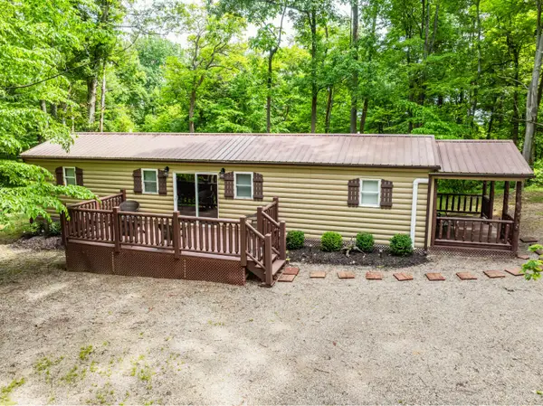 5674 Pleasant Valley Road, Nashport, OH 43830