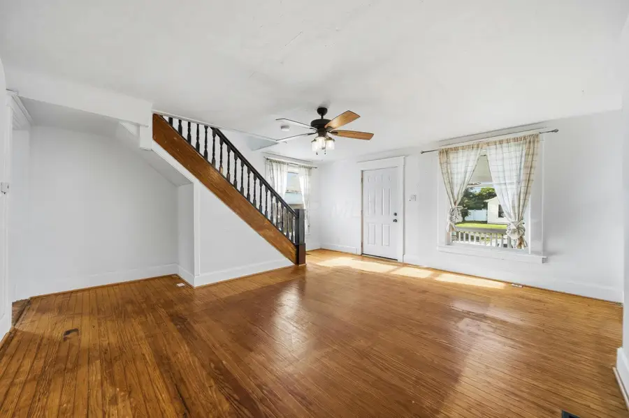 123 W Corwin Street, Circleville, OH 43113 - #3
