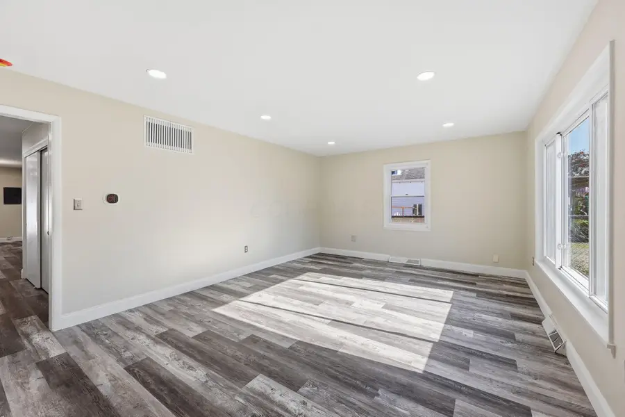 396 Pasadena Avenue, Columbus, OH 43228 - #2