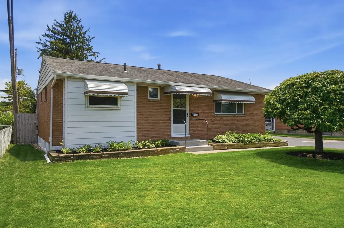 2986 Lee Ellen Place, Columbus, OH 43207 - #1