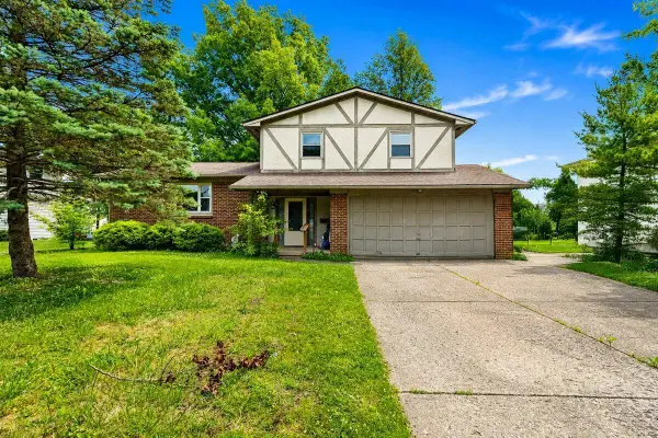 7036 Nocturne Road N, Reynoldsburg, OH 43068