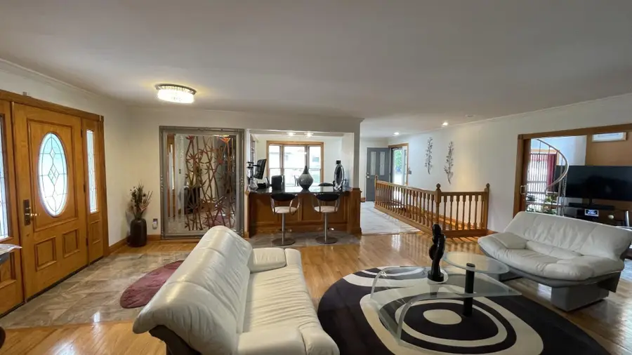 1220 Evergreen Road, Columbus, OH 43207 - #2